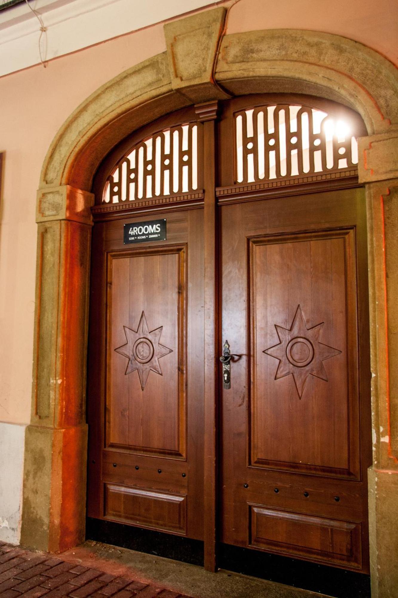 מריבור 4Rooms מראה חיצוני תמונה